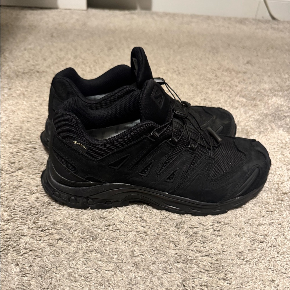 Salomon Men’s Tennis Shoes